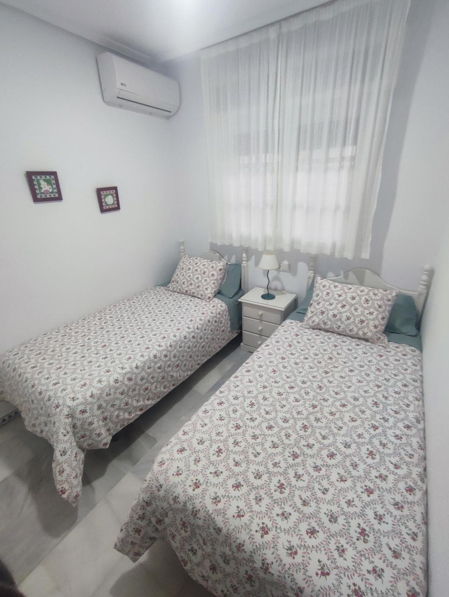 Apartamento Pinar Del Atlantico La Barrosa Chiclana de la Frontera Exterior photo